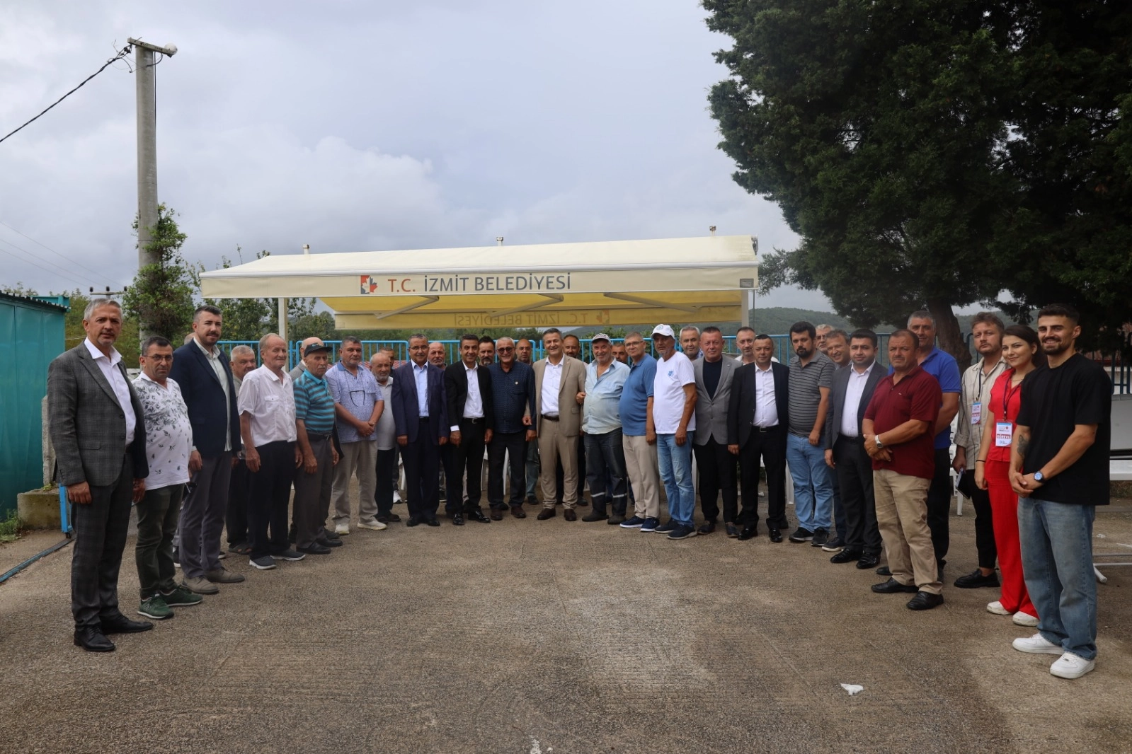 İzmit'te Arpalık İhsaniye sakinlerinin talepleri dinlendi -