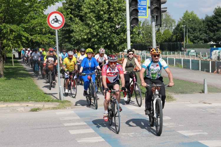 İzmit'te çevre için pedala kuvvet! -