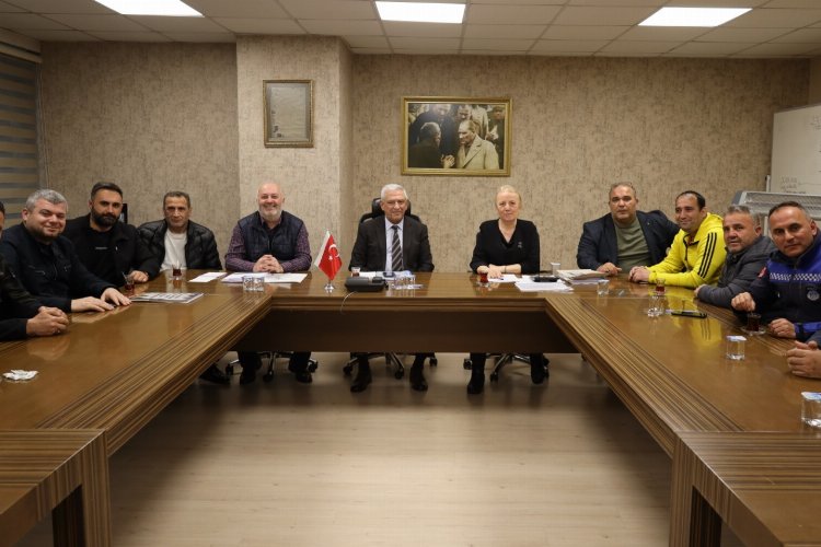 İzmit'te yüzler gülüyor... Emekçilere yüzde 75 zam! -