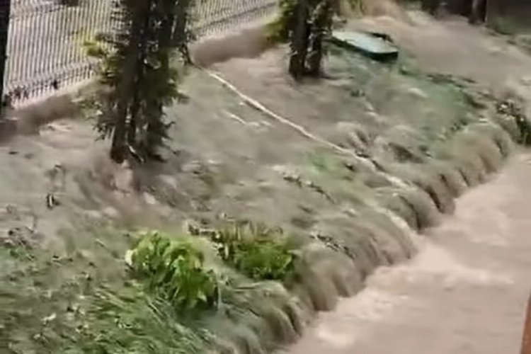 İzmit'ten Kocaeli Büyükşehir'e 'altyapı' tepkisi! -