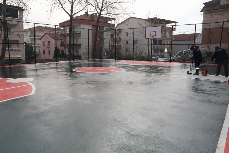 İzmit'ten Kocatepeli gençlere yeni basketbol sahası -