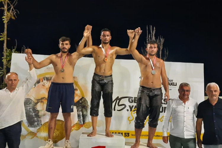 İzmitli pehlivanlar Şile’den 5 madalya ile döndü -