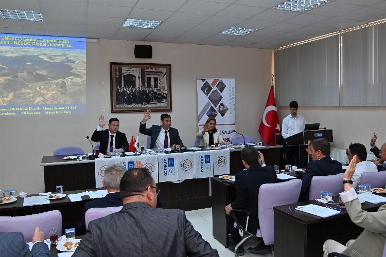 Jeopark Belediyeler Birliği Meclisi’nde ilk toplantı -