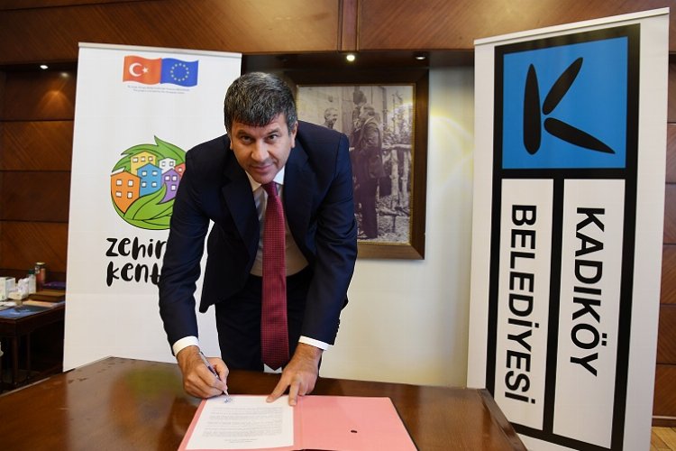Kadıköy Belediyesi'nden 'zehirsiz kentler' atağı -