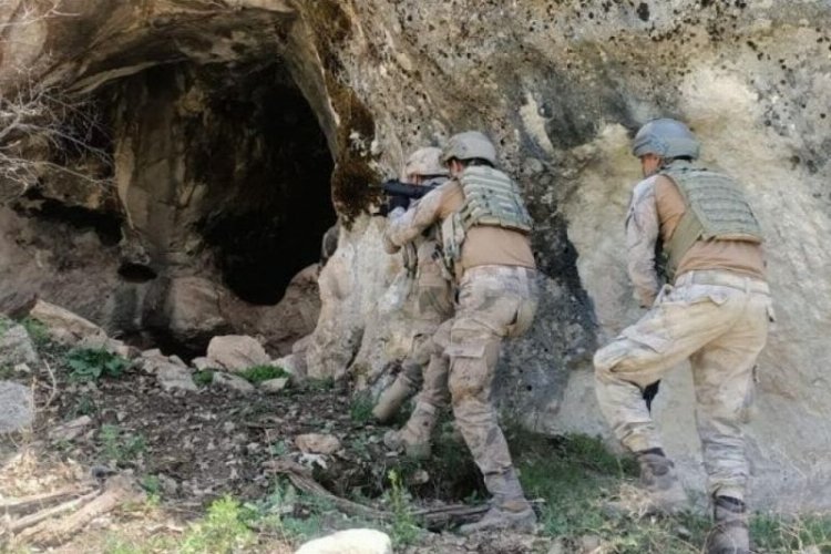 Kahramanlar-30'da 63 mağara ve sığınağa imha -