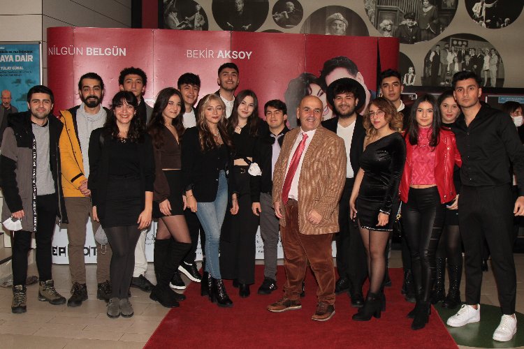 ‘Kalpten Kalbe’nin galasına ünlü akını -