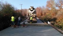 Kandıra'da İki Köy Yolu Betonla Kaplandı