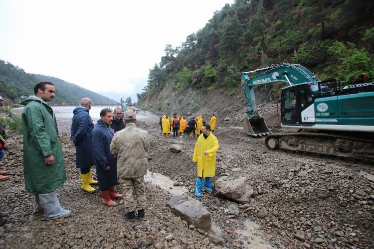 Karadeniz'de sel... Acı haber Amasya'dan geldi -