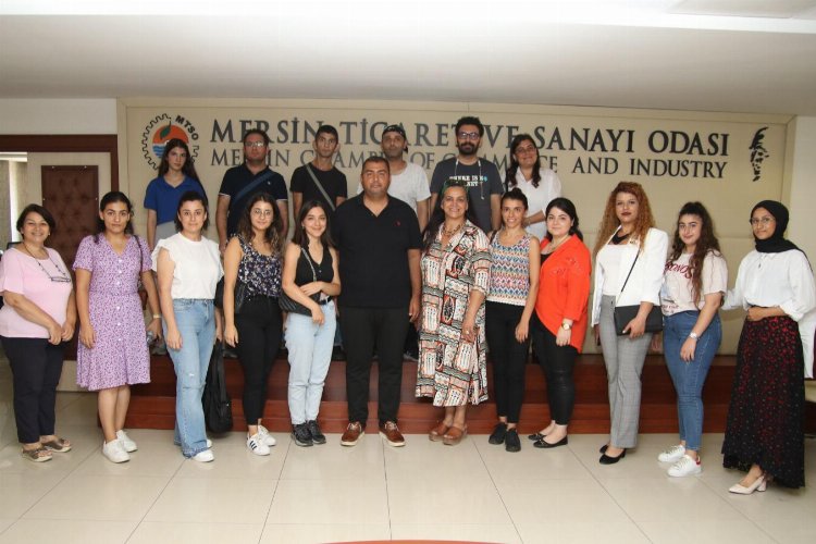 Kariyer merkezi kursiyerleri iş dünyası ile buluşuyor -