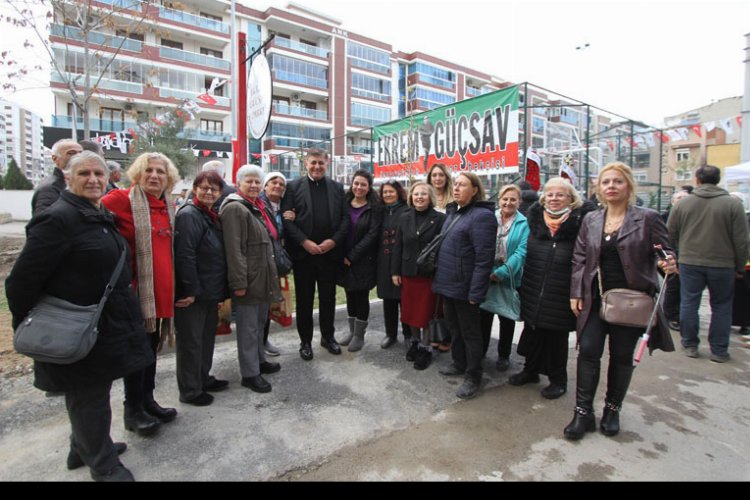 Karşıyaka Belediyesi, Ekrem Güçsav’ın adını parka verdi -