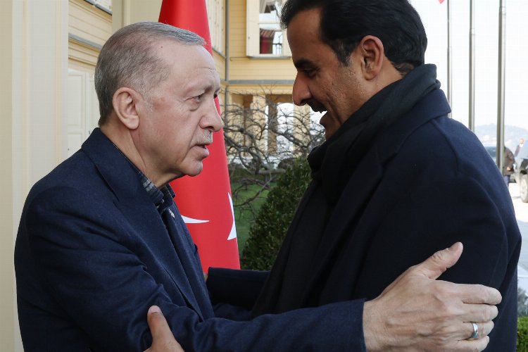 Katar Emiri, felaket sonrası Türkiye'ye gelen ilk lider oldu -