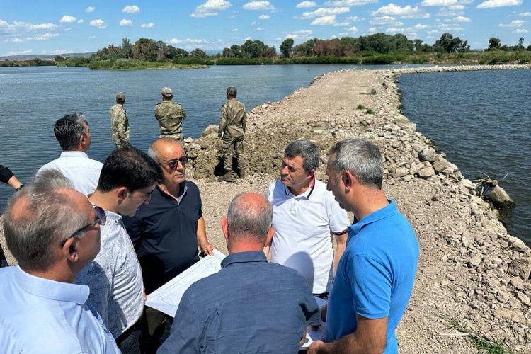 Kaymakam Sevgili'den Meriç Nehri'ndeki seddeye kontrol -