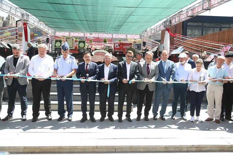 KAYMEK'ten 15 Temmuz'a özel sergi -