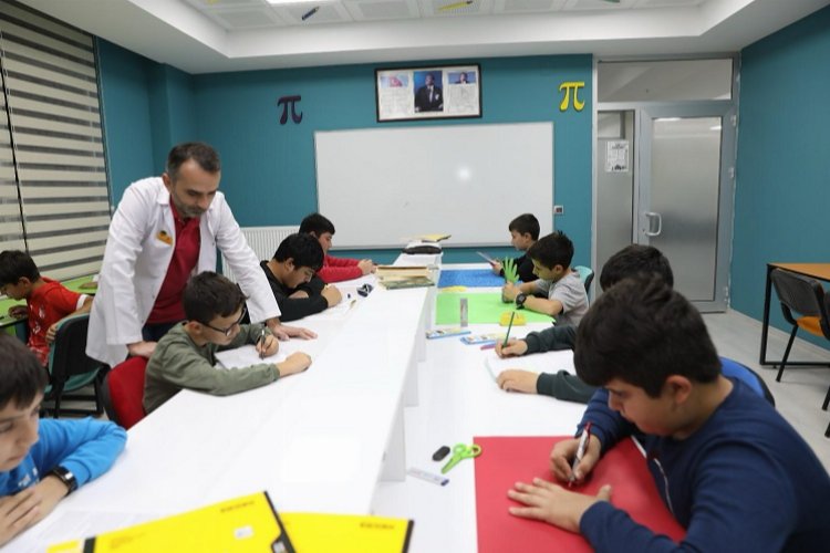 KAYMEK'ten öğrencilere ödev merkezi -