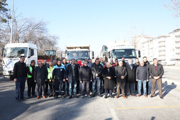 Kayseri Büyükşehir 11 yaralı şehri sarmalıyor -