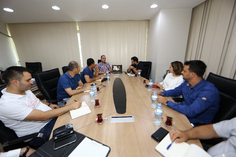 Kayseri Büyükşehir'de 'staj' toplantısı -