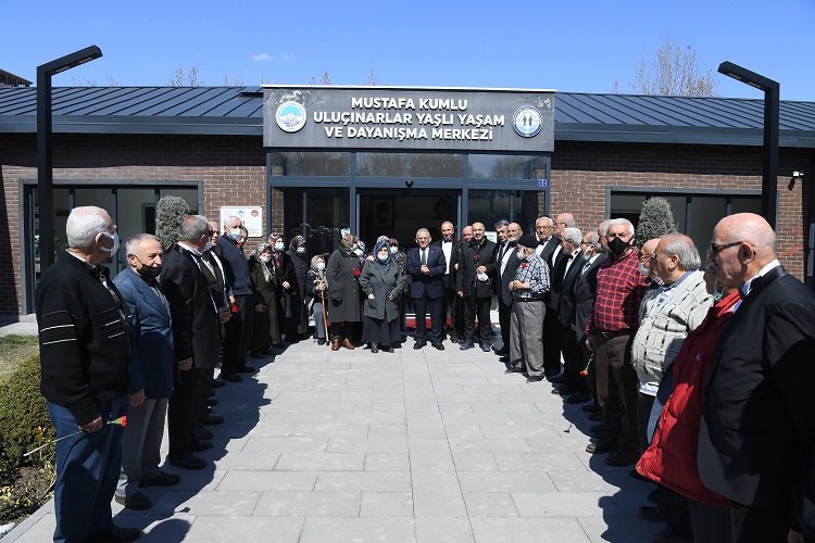 Kayseri Büyükşehir'den bilim dünyasına destek -