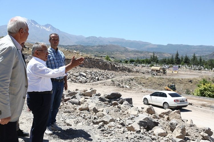 Kayseri Büyükşehir'den bin yeni mezarlık -