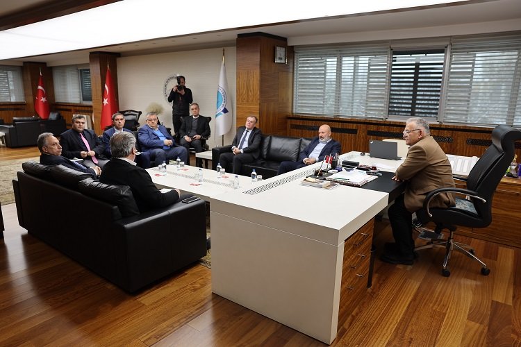 Kayseri Büyükşehir'den deprem teyakkuzu -