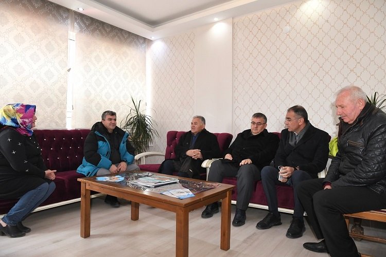 Kayseri Büyükşehir'den esnafa ziyaret -