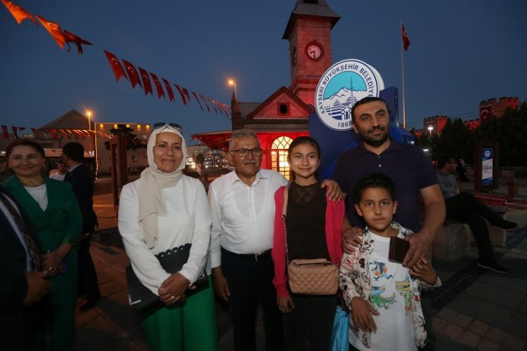 Kayseri Büyükşehir'den irtibat merkezi -