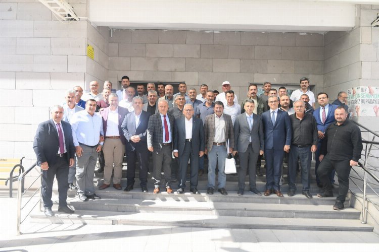 Kayseri Büyükşehir'den muhtarlara özel eğitim programı -