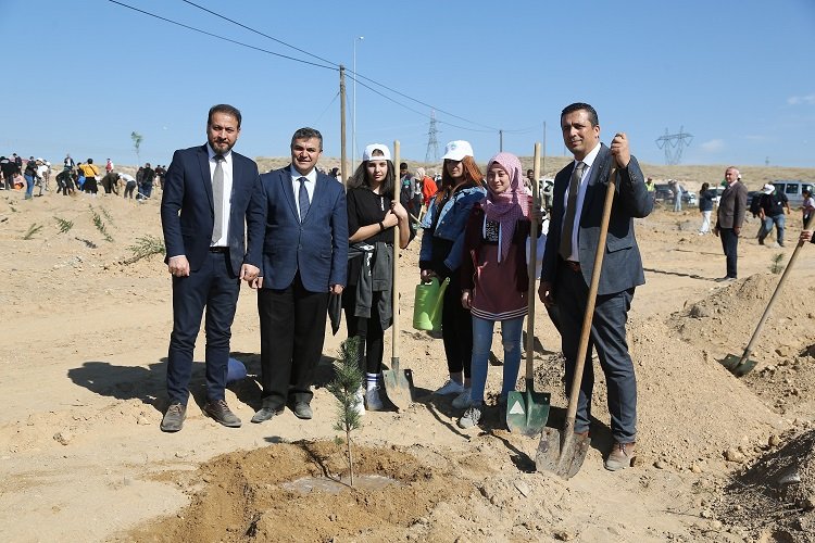 Kayseri Büyükşehir'den şehitler anısına -