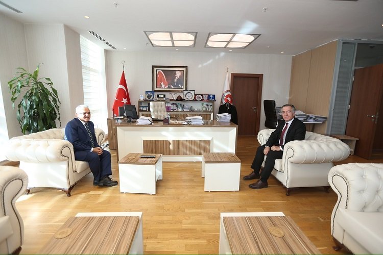 Kayseri Büyükşehir'den yargıya ziyaret -