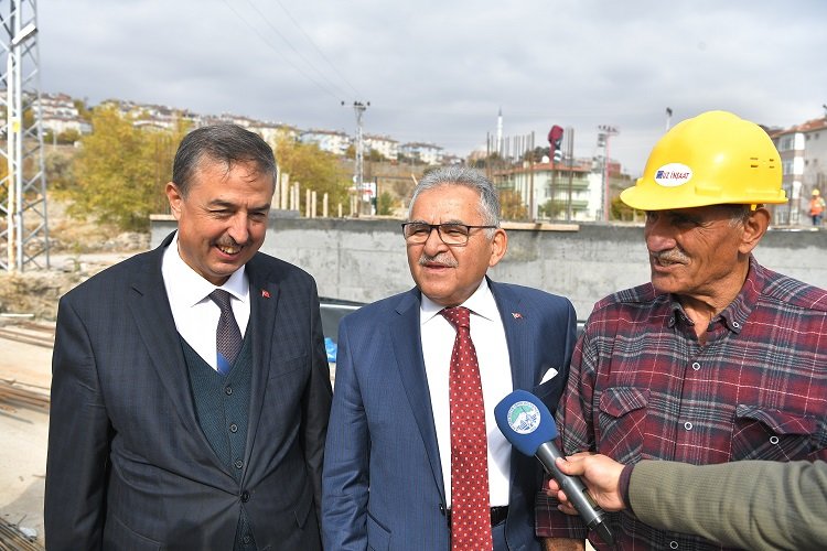 Kayseri Büyükşehir'den 'Yeşilhisar'a havuz müjdesi -