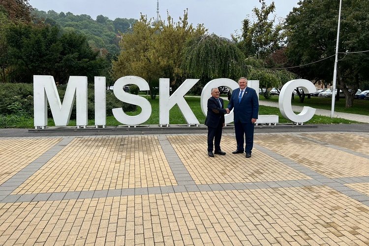 Kayseri Büyükşehir'e kardeşlerden taziye -
