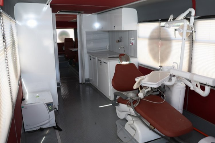 Kayseri Büyükşehir'in mobil diş kliniği eve döndü -