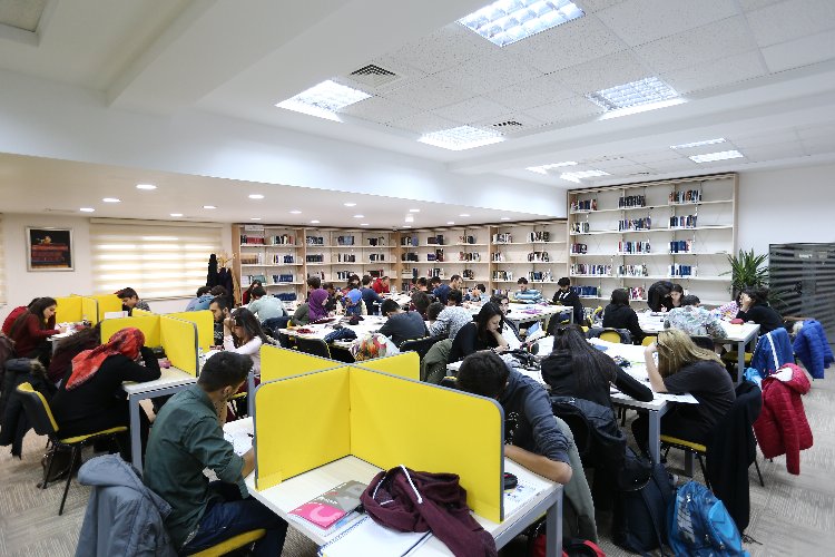 Kayseri Büyükşehir 115 bin kitap ile kitapseverlere hizmet veriyor -