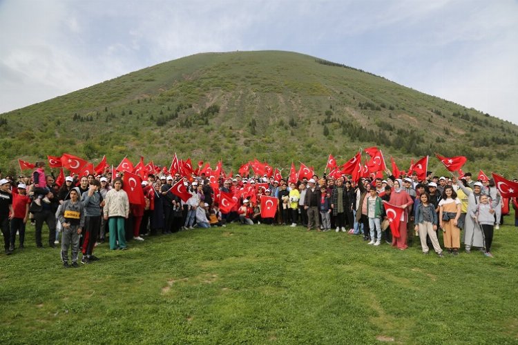 Kayseri Büyükşehir'den gençlik yürüyüşü -