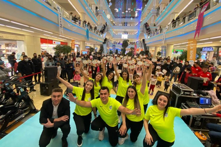 Kayseri Büyükşehir Spor A.Ş. AVM tanıtım günlerinde miniklerle buluşuyor -