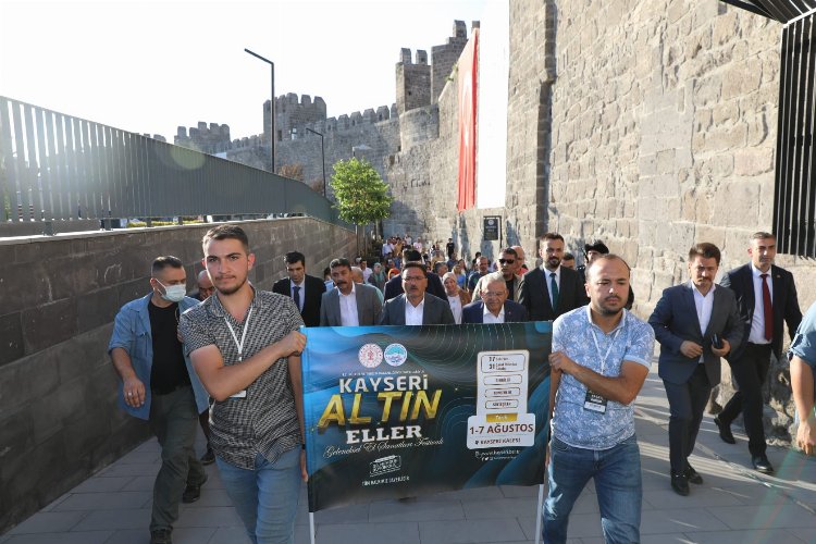 Kayseri'de Altın Eller Sanat Festivali heyecanı -