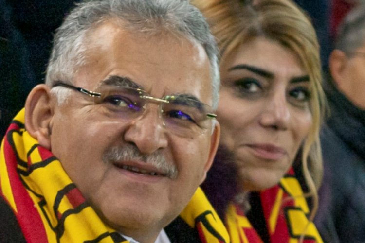 Kayseri'de Başkan Büyükkılıç'tan Kayserispor'a tebrik -