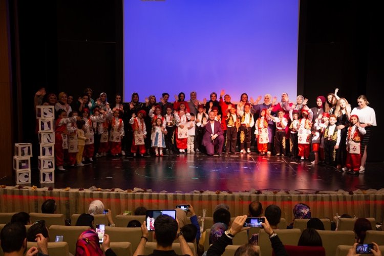 Kayseri'de Büyükkılıç İlkokulu'nda okuma bayramı -