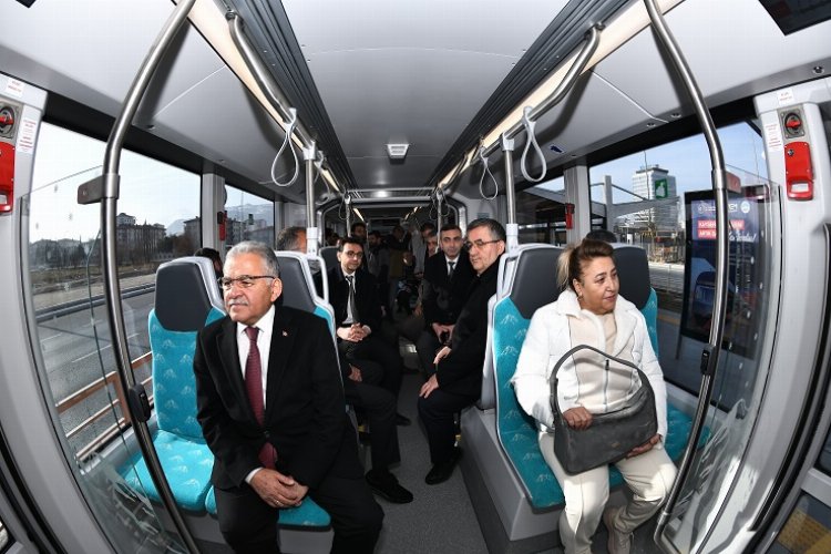 Kayseri'de yeni tramvay hattı hizmete başladı -