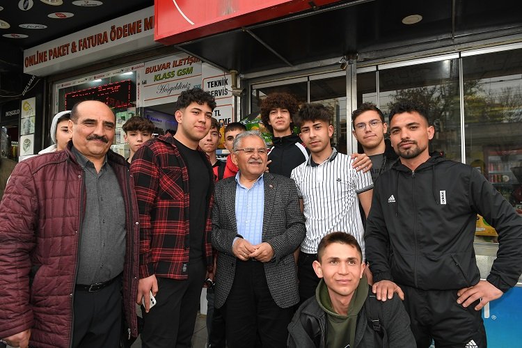 Kayseri Düvenönü esnafı Büyükkılıç'ı ağırladı -
