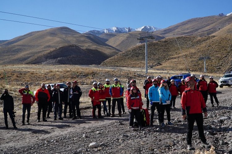Kayseri Erciyes'te kurtarma tatbikatı -