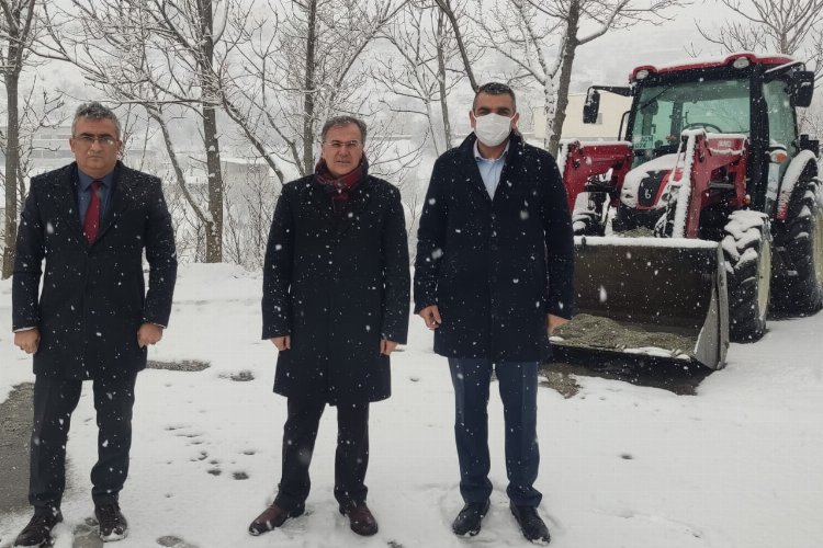 Kayseri Hacılar'da kar mesaisi sürüyor -