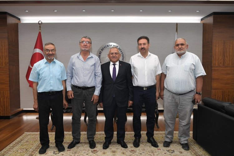 Kayseri Hacılar dinamiklerinden Büyükkılıç'a ziyaret -