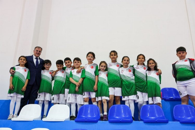 Kayseri Hacılar Spor Salonu kapılarını açtı -