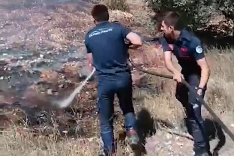 Kayseri itfaiyesi Mersin'de yardıma koştu -