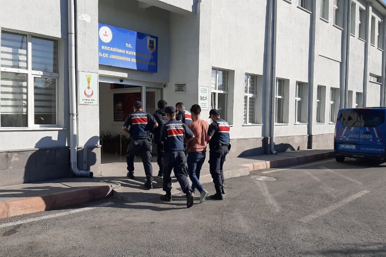 Kayseri jandarmasından DAEŞ operasyonu -