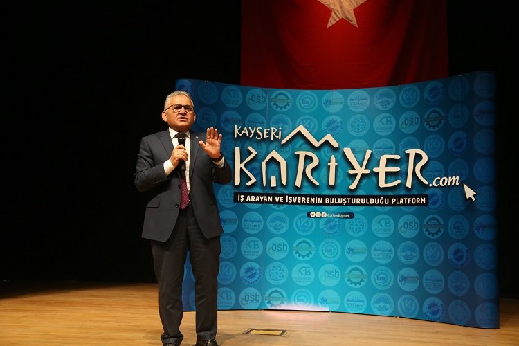 Kayseri Kariyer Merkezi umut kapısı oldu -