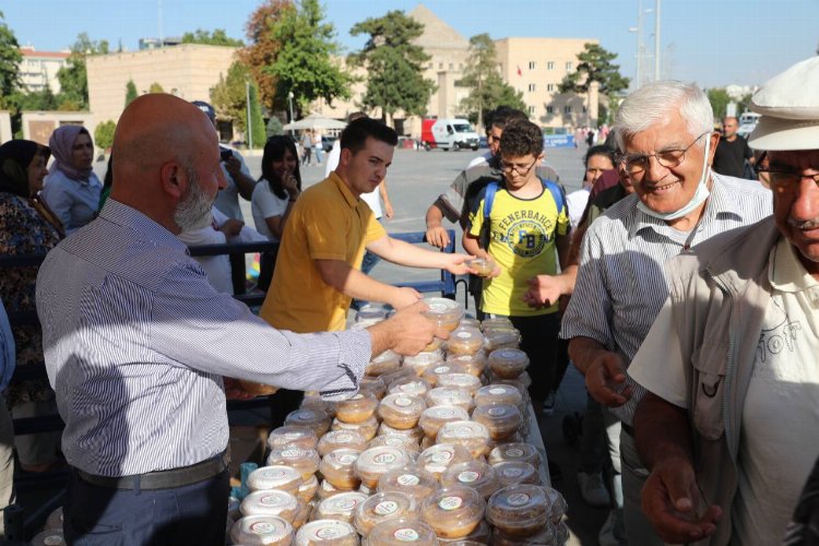 Kayseri Kocasinan'da aşure bereketi -