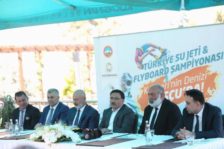 Kayseri Kocasinan'da Flyboard heyecanı -
