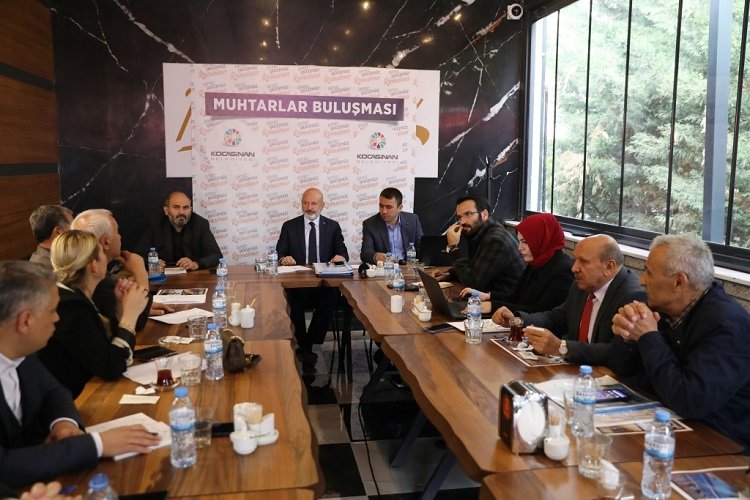 Kayseri Kocasinan'da muhtar buluşması -