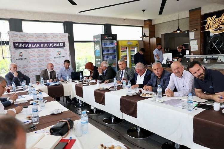 Kayseri Kocasinan'da muhtarlarla istişare toplantısı -